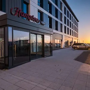 Отель Hampton By Hilton Airport, Дайс